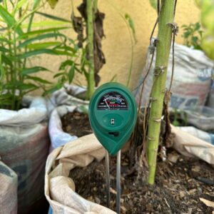 3-in-1 Soil pH, Moisture & Light Tester for plant soil
